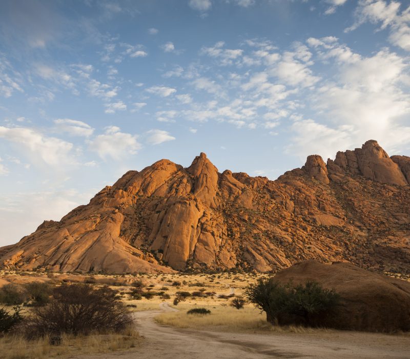 Namibiatopspotsdamaraland-220501380645376